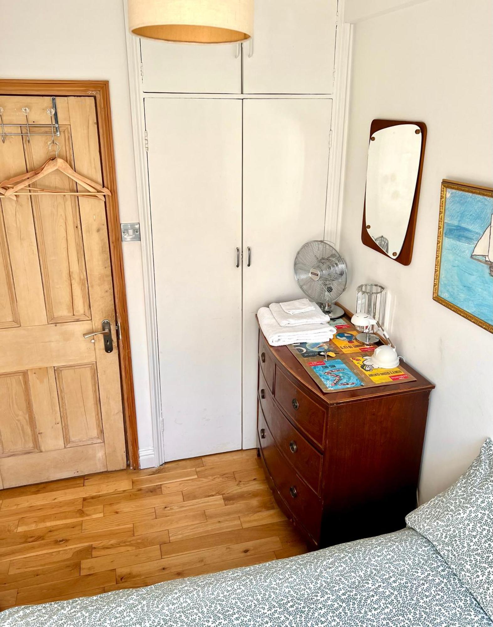 Central London Waterloo - Private Rooms In Shared Apartment Ngoại thất bức ảnh